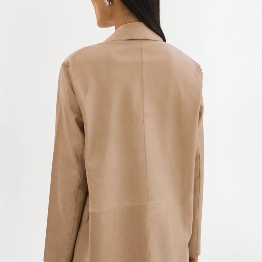 Elegant Tan Women's Jacket